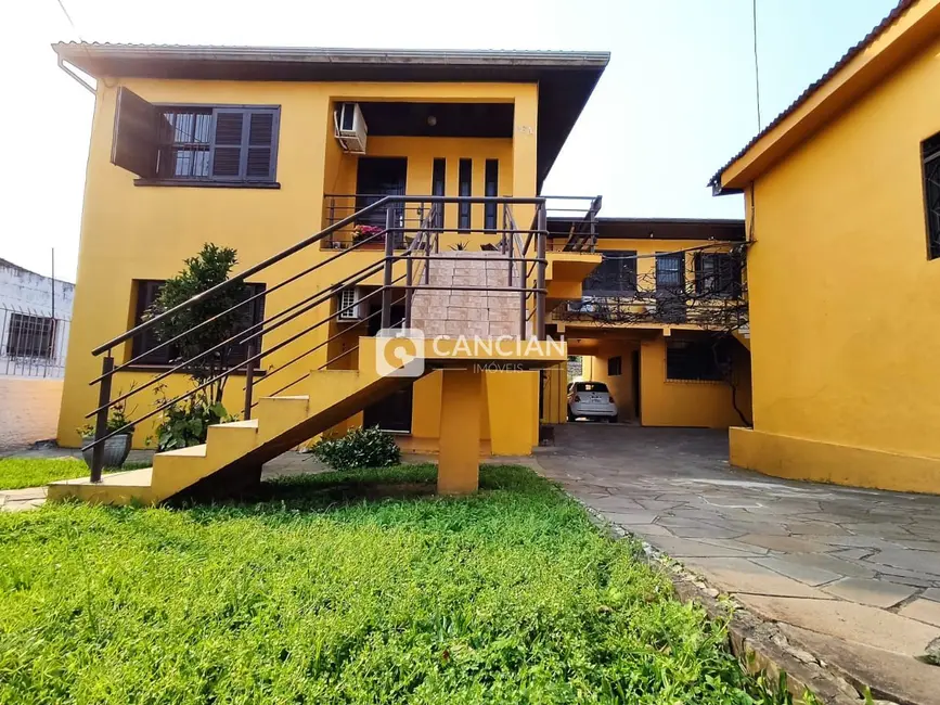Casa com 6 quartos à venda, 387m2 em Nossa Senhora do Perpétuo Socorro, Santa Maria - RS - imagem 3 Foto 3 de Casa com 6 quartos à venda, 387m2 em Nossa Senhora do Perpétuo Socorro, Santa Maria - RS