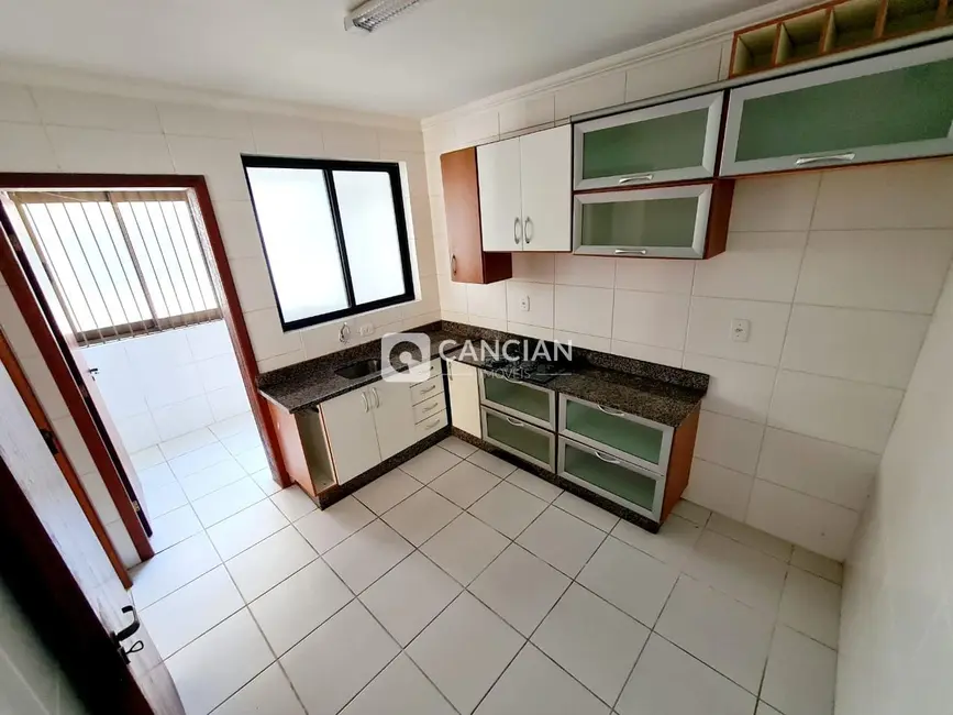 Apartamento com 2 quartos à venda, 100m2 em Centro, Santa Maria - RS - imagem 5 Foto 5 de Apartamento com 2 quartos à venda, 100m2 em Centro, Santa Maria - RS