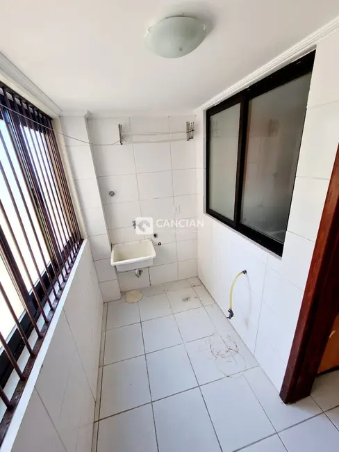 Apartamento com 2 quartos à venda, 100m2 em Centro, Santa Maria - RS - imagem 6 Foto 6 de Apartamento com 2 quartos à venda, 100m2 em Centro, Santa Maria - RS