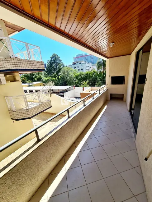 Apartamento com 2 quartos à venda, 100m2 em Centro, Santa Maria - RS - imagem 7 Foto 7 de Apartamento com 2 quartos à venda, 100m2 em Centro, Santa Maria - RS