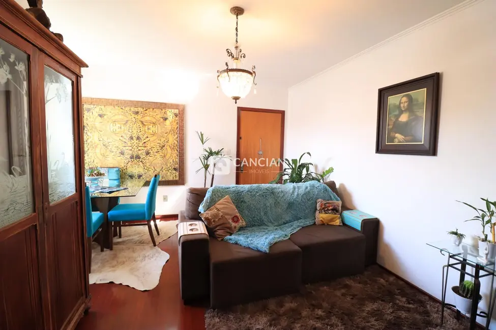 Foto 4 de Apartamento com 2 quartos à venda, 59m2 em Nossa Senhora de Lourdes, Santa Maria - RS