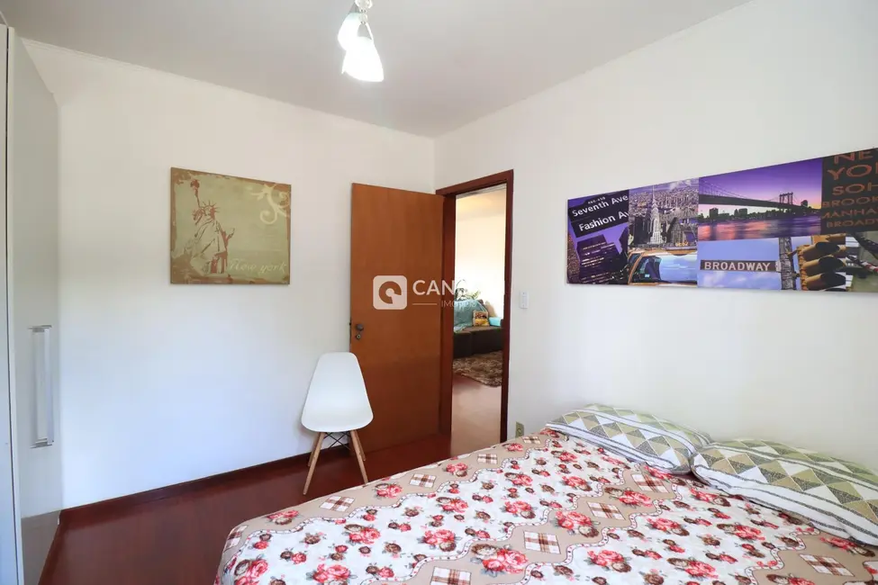 Foto 9 de Apartamento com 2 quartos à venda, 59m2 em Nossa Senhora de Lourdes, Santa Maria - RS