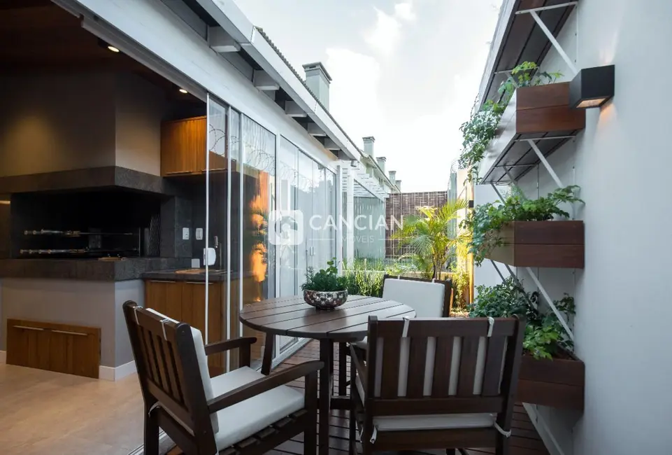 Foto 5 de Casa de Condomínio com 3 quartos à venda, 172m2 em São José, Santa Maria - RS