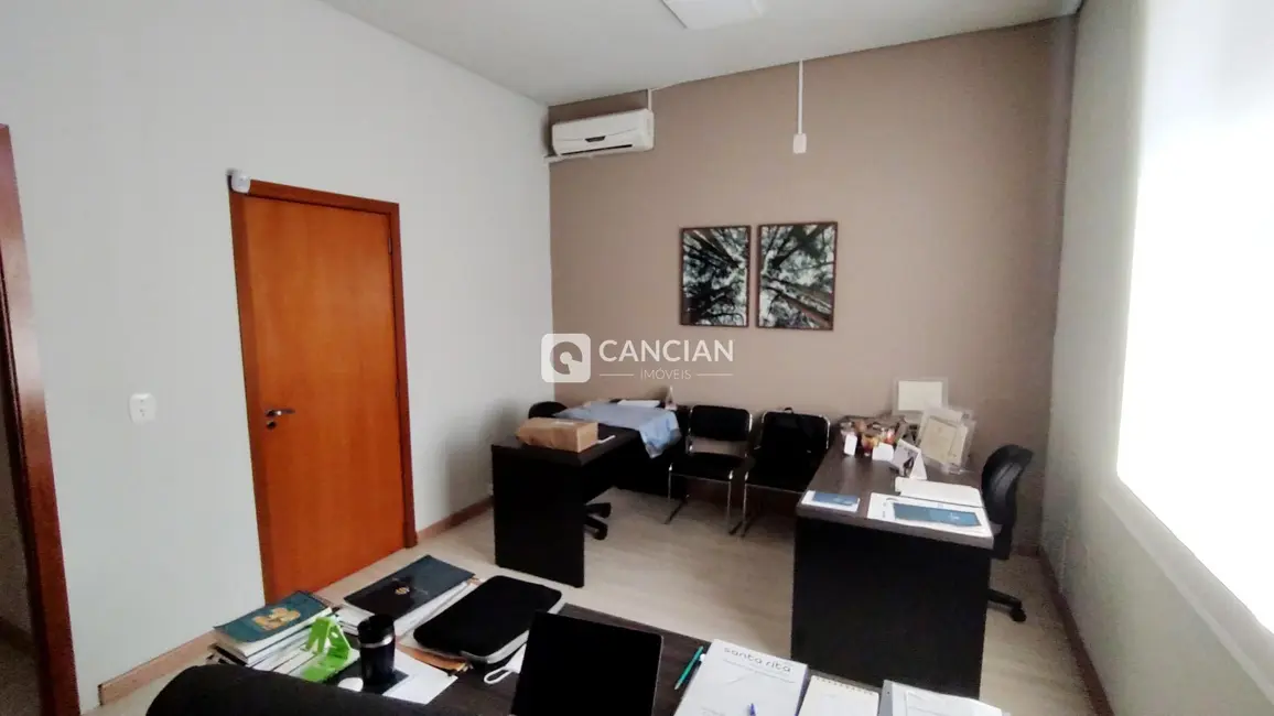 Sala Comercial com 2 quartos à venda, 207m2 em Centro, Santa Maria - RS - imagem 6 Foto 6 de Sala Comercial com 2 quartos à venda, 207m2 em Centro, Santa Maria - RS