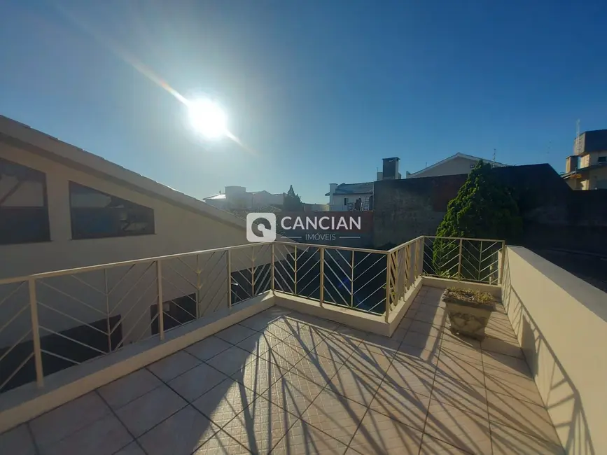 Casa com 4 quartos à venda, 282m2 em Duque de Caxias, Santa Maria - RS - imagem 9 Foto 9 de Casa com 4 quartos à venda, 282m2 em Duque de Caxias, Santa Maria - RS