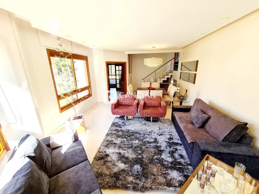 Casa de Condomínio com 3 quartos à venda, 313m2 em Cerrito, Santa Maria - RS - imagem 9 Foto 9 de Casa de Condomínio com 3 quartos à venda, 313m2 em Cerrito, Santa Maria - RS