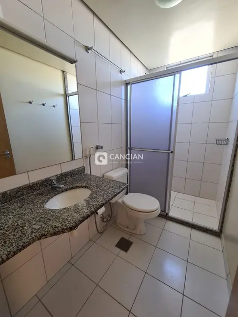 Foto 7 de Apartamento com 3 quartos à venda, 80m2 em Nossa Senhora das Dores, Santa Maria - RS