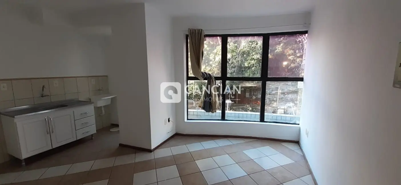 Foto 2 de Apartamento com 1 quarto para alugar, 32m2 em Centro, Santa Maria - RS