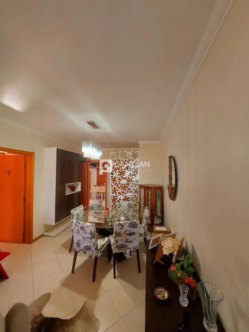 Apartamento com 3 quartos à venda, 130m2 em Nossa Senhora de Fátima, Santa Maria - RS - imagem 5 Foto 5 de Apartamento com 3 quartos à venda, 130m2 em Nossa Senhora de Fátima, Santa Maria - RS