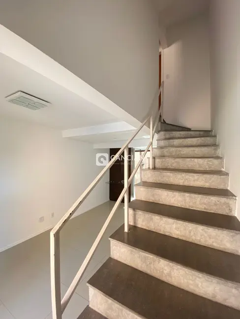 Foto 5 de Casa de Condomínio com 2 quartos à venda, 65m2 em Nossa Senhora do Rosário, Santa Maria - RS