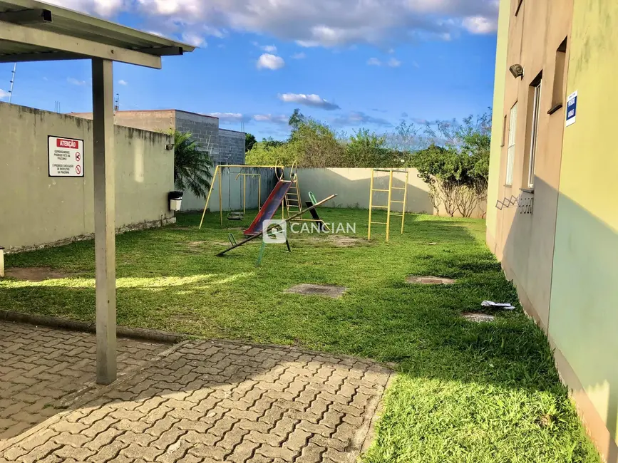 Foto 2 de Apartamento com 2 quartos à venda, 47m2 em Santa Maria - RS