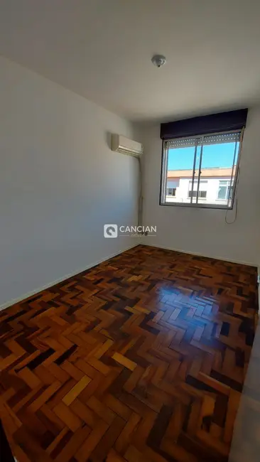 Foto 3 de Apartamento com 2 quartos à venda, 52m2 em Nossa Senhora de Lourdes, Santa Maria - RS
