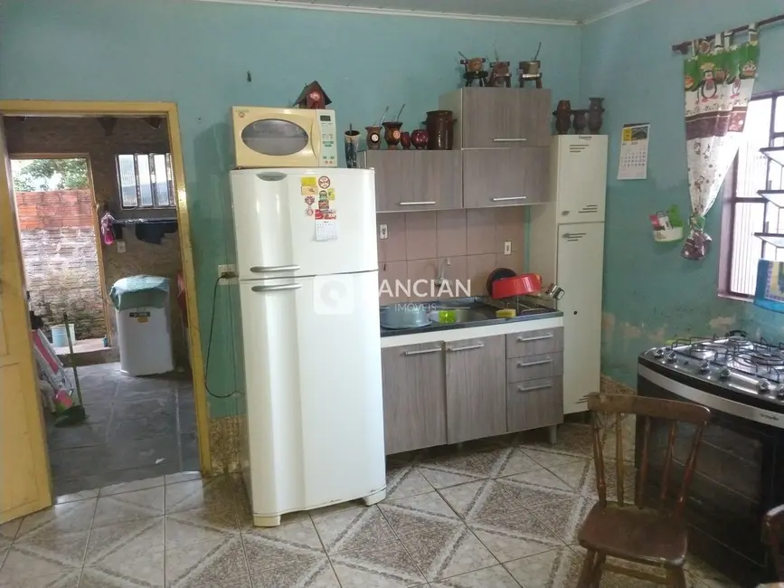 Casa com 3 quartos à venda, 102m2 em Patronato, Santa Maria - RS - imagem 3 Foto 3 de Casa com 3 quartos à venda, 102m2 em Patronato, Santa Maria - RS