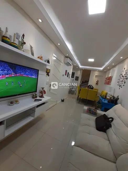 Foto 6 de Casa de Condomínio com 3 quartos à venda, 94m2 em Santa Maria - RS