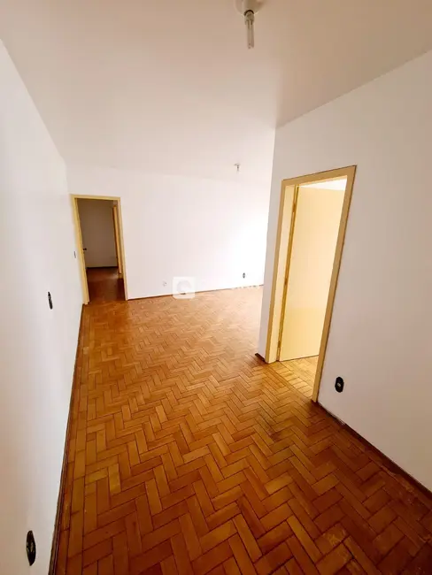 Apartamento com 3 quartos à venda, 89m2 em Centro, Santa Maria - RS - imagem 2 Foto 2 de Apartamento com 3 quartos à venda, 89m2 em Centro, Santa Maria - RS