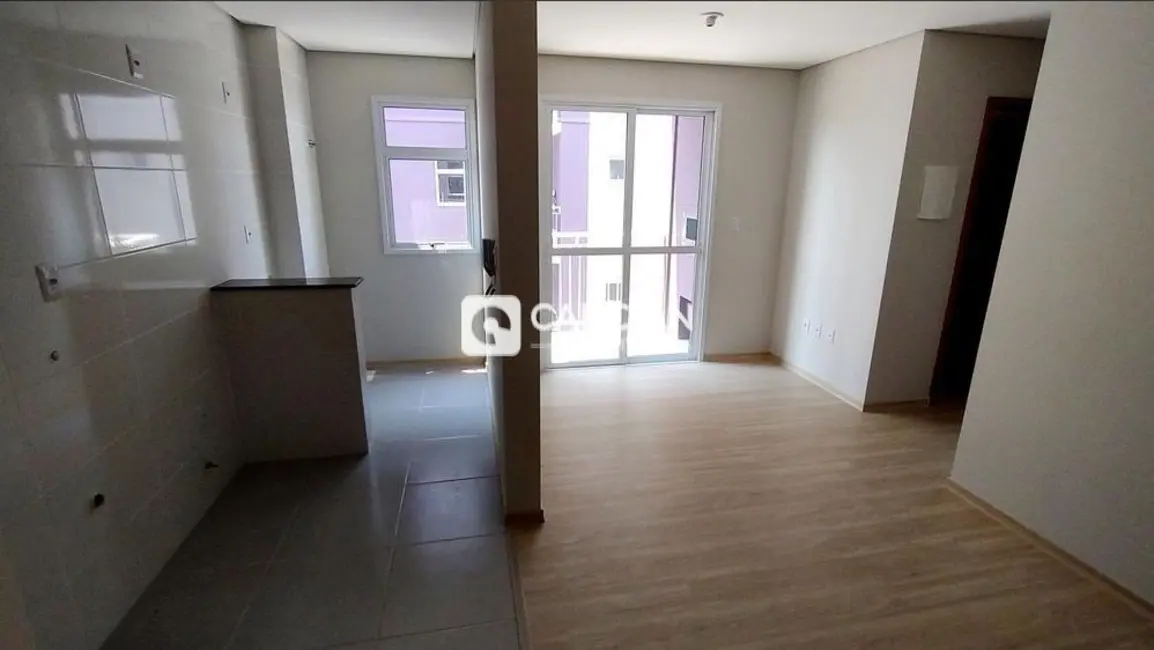 Foto 3 de Apartamento com 2 quartos à venda, 51m2 em Camobi, Santa Maria - RS