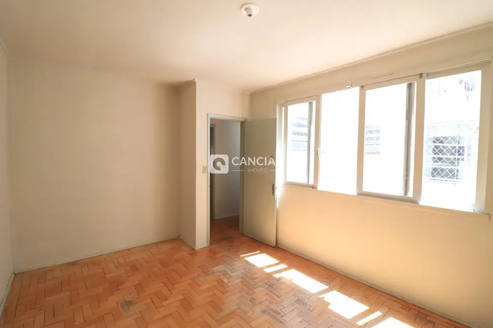 Foto 5 de Apartamento com 3 quartos à venda, 83m2 em Centro, Santa Maria - RS