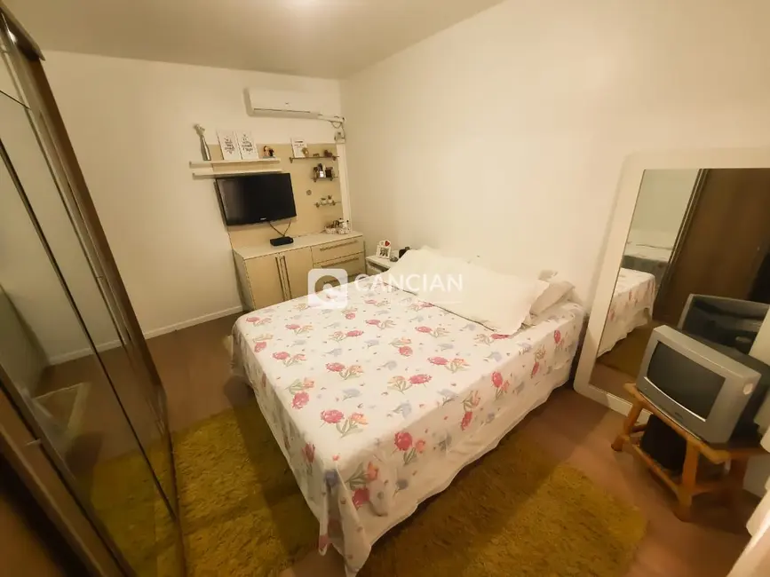 Foto 8 de Apartamento com 2 quartos à venda, 107m2 em Nossa Senhora do Rosário, Santa Maria - RS