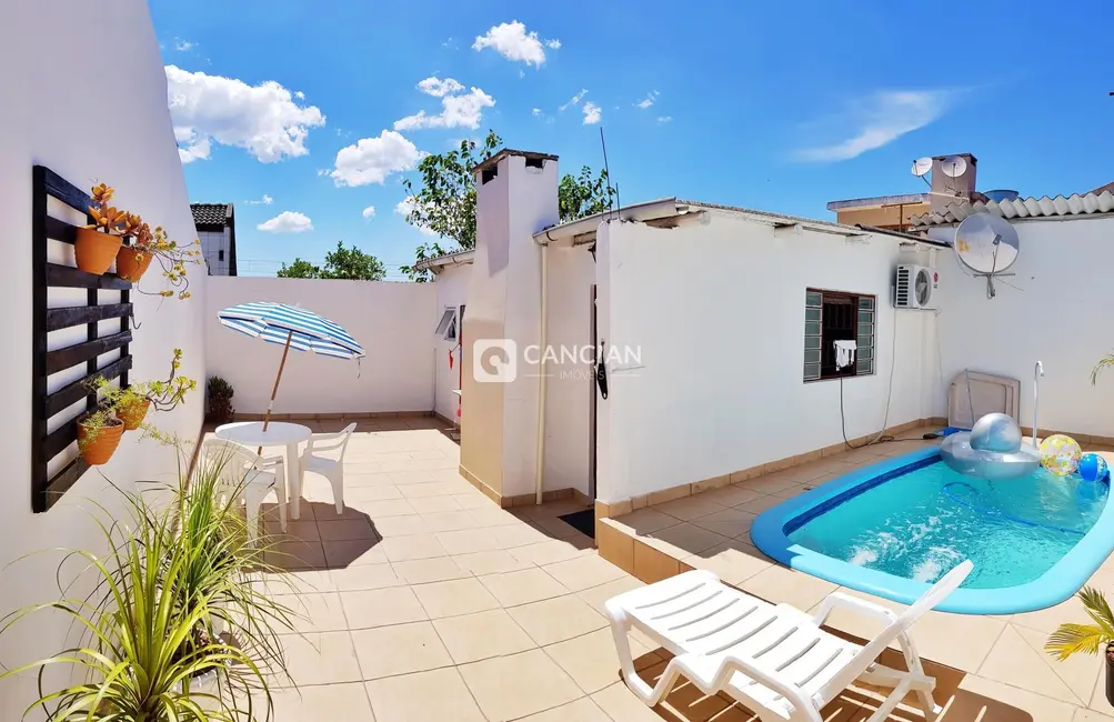 Casa com 2 quartos à venda, 110m2 em Tancredo Neves, Santa Maria - RS - imagem 3 Foto 3 de Casa com 2 quartos à venda, 110m2 em Tancredo Neves, Santa Maria - RS