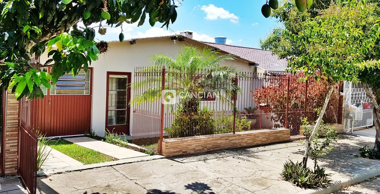 Foto 2 de Casa com 2 quartos à venda, 110m2 em Tancredo Neves, Santa Maria - RS