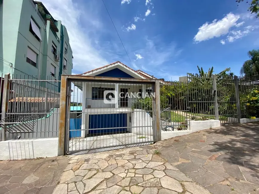 Foto 1 de Casa com 6 quartos à venda, 368m2 em Nossa Senhora de Lourdes, Santa Maria - RS