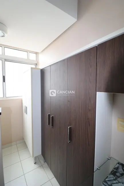Apartamento com 3 quartos para alugar, 73m2 em Nossa Senhora das Dores, Santa Maria - RS - imagem 9 Foto 9 de Apartamento com 3 quartos para alugar, 73m2 em Nossa Senhora das Dores, Santa Maria - RS