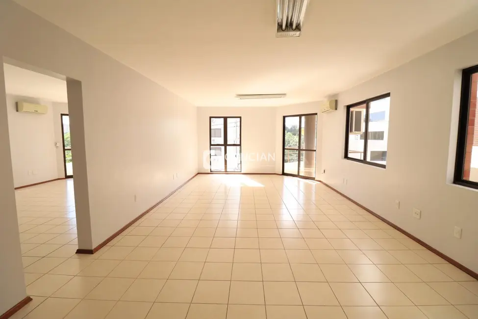 Sala Comercial com 4 quartos para alugar, 190m2 em Nossa Senhora das Dores, Santa Maria - RS - imagem 5 Foto 5 de Sala Comercial com 4 quartos para alugar, 190m2 em Nossa Senhora das Dores, Santa Maria - RS