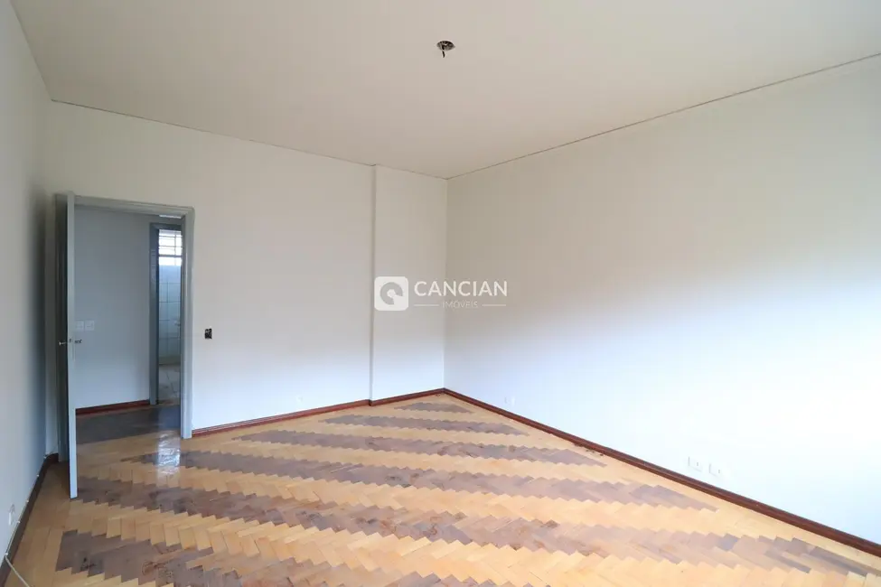 Foto 8 de Apartamento com 4 quartos à venda, 128m2 em Centro, Santa Maria - RS