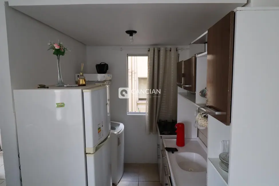 Foto 4 de Apartamento com 2 quartos à venda, 38m2 em Urlândia, Santa Maria - RS