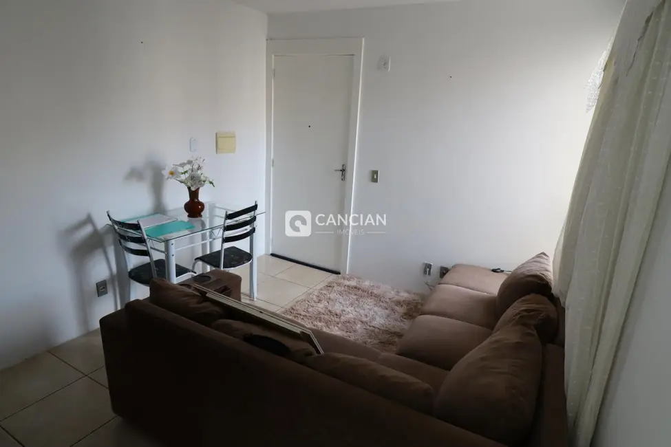 Foto 3 de Apartamento com 2 quartos à venda, 38m2 em Urlândia, Santa Maria - RS