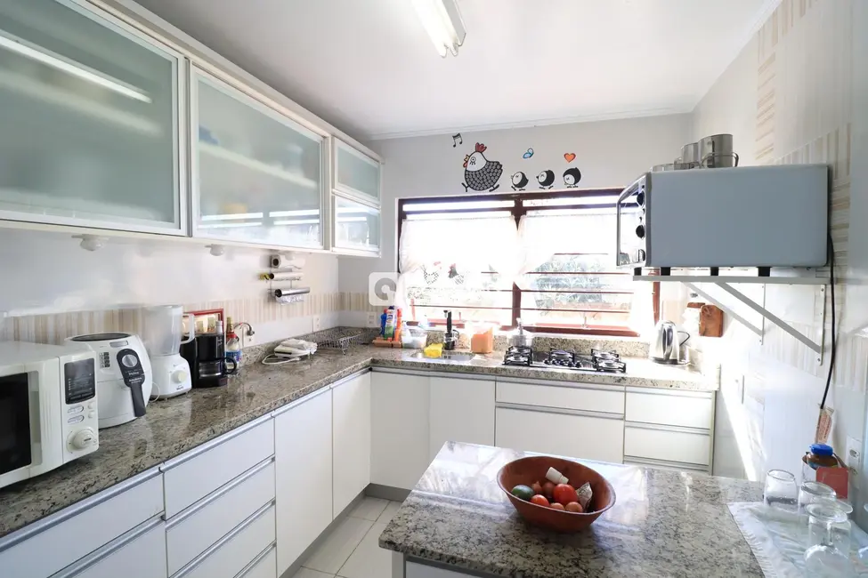 Casa com 3 quartos à venda, 450m2 em Nossa Senhora de Lourdes, Santa Maria - RS - imagem 6 Foto 6 de Casa com 3 quartos à venda, 450m2 em Nossa Senhora de Lourdes, Santa Maria - RS