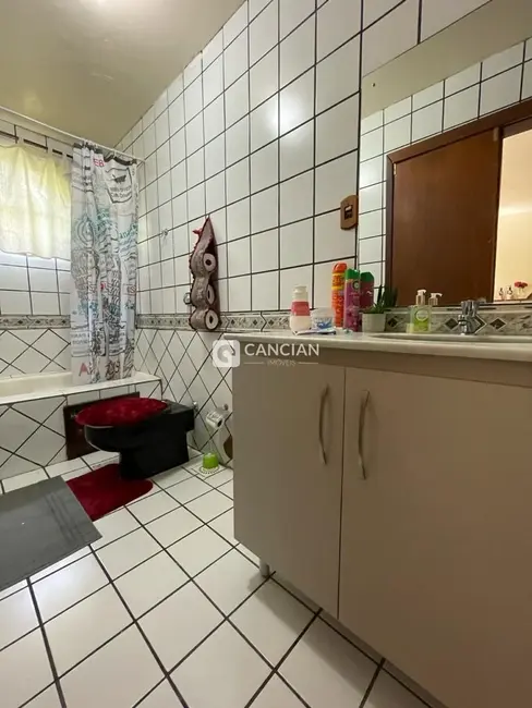 Casa com 4 quartos à venda, 543m2 em Centro, Santa Maria - RS - imagem 4 Foto 4 de Casa com 4 quartos à venda, 543m2 em Centro, Santa Maria - RS