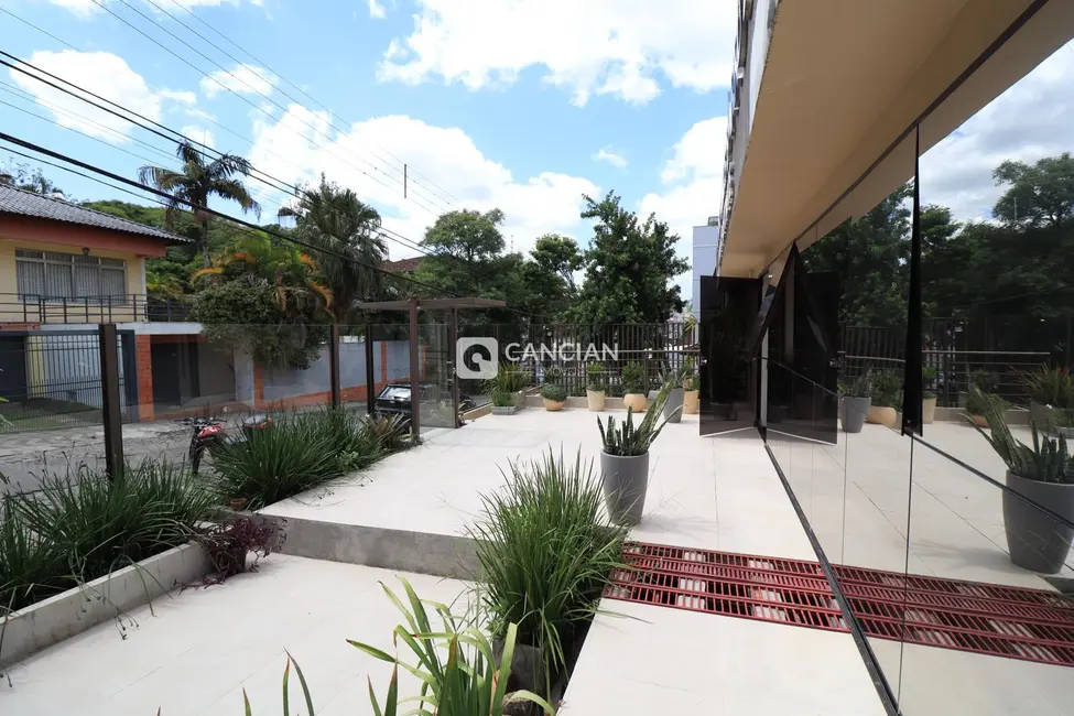 Foto 4 de Prédio Inteiro com 4 quartos à venda, 380m2 em Nossa Senhora de Lourdes, Santa Maria - RS