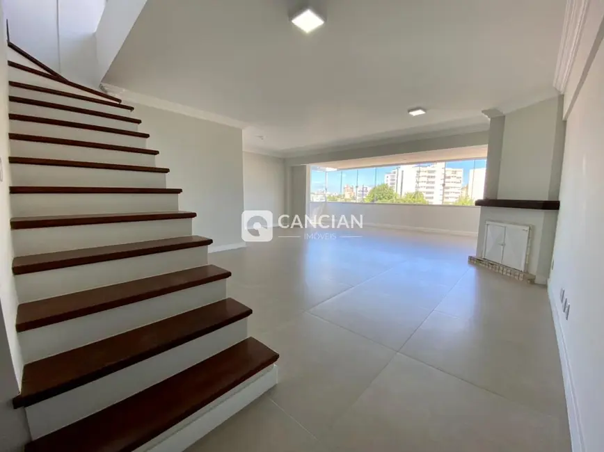 Cobertura com 3 quartos à venda, 253m2 em Centro, Santa Maria - RS - imagem 5 Foto 5 de Cobertura com 3 quartos à venda, 253m2 em Centro, Santa Maria - RS