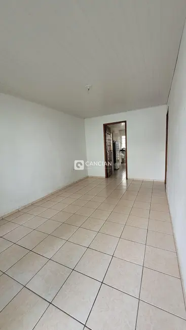 Casa com 3 quartos à venda, 122m2 em Tancredo Neves, Santa Maria - RS - imagem 9 Foto 9 de Casa com 3 quartos à venda, 122m2 em Tancredo Neves, Santa Maria - RS
