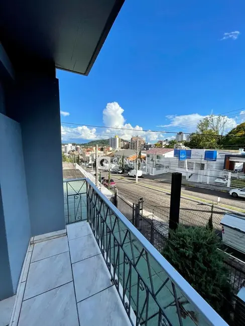 Foto 6 de Apartamento com 2 quartos à venda, 79m2 em Nossa Senhora de Lourdes, Santa Maria - RS