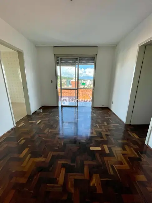 Foto 2 de Apartamento com 2 quartos à venda, 79m2 em Nossa Senhora de Lourdes, Santa Maria - RS