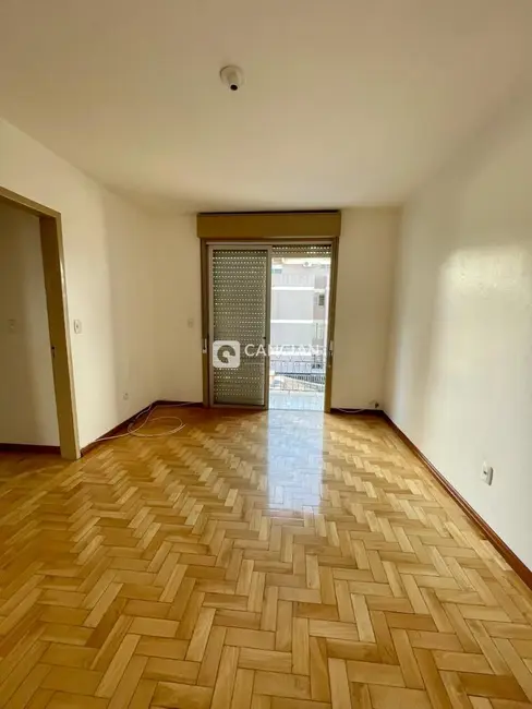 Foto 2 de Apartamento com 2 quartos à venda, 79m2 em Nossa Senhora de Lourdes, Santa Maria - RS