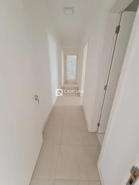 Foto 2 de Apartamento com 3 quartos à venda, 127m2 em Km 3, Santa Maria - RS