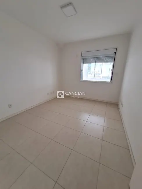 Foto 8 de Apartamento com 3 quartos à venda, 127m2 em Km 3, Santa Maria - RS