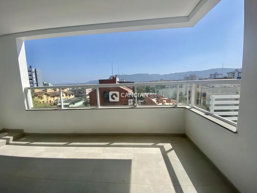 Foto 4 de Apartamento com 3 quartos à venda, 179m2 em Centro, Santa Maria - RS