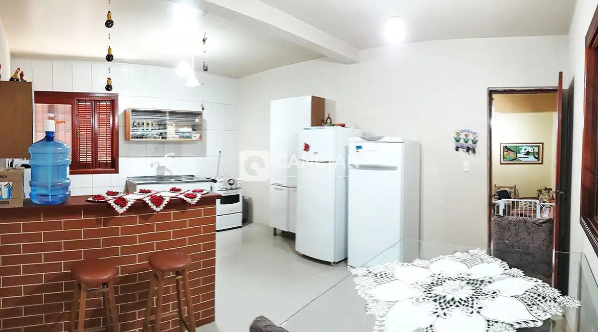 Casa com 3 quartos à venda, 188m2 em São José, Santa Maria - RS - imagem 7 Foto 7 de Casa com 3 quartos à venda, 188m2 em São José, Santa Maria - RS