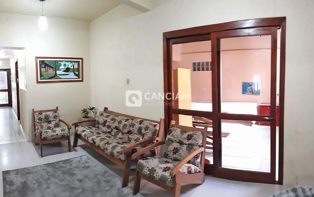 Casa com 3 quartos à venda, 188m2 em São José, Santa Maria - RS - imagem 5 Foto 5 de Casa com 3 quartos à venda, 188m2 em São José, Santa Maria - RS