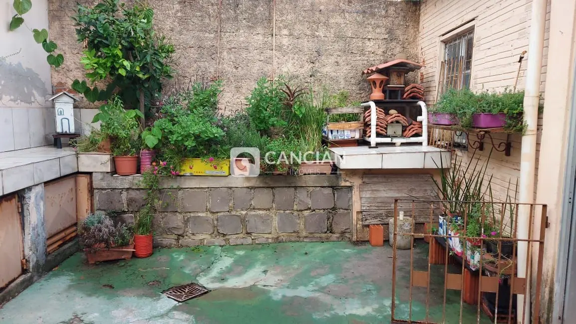 Casa com 2 quartos à venda, 150m2 em Nossa Senhora do Rosário, Santa Maria - RS - imagem 7 Foto 7 de Casa com 2 quartos à venda, 150m2 em Nossa Senhora do Rosário, Santa Maria - RS