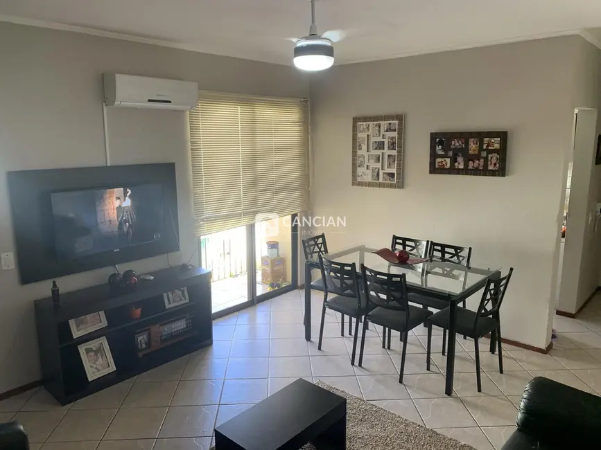 Foto 5 de Apartamento com 3 quartos à venda, 68m2 em Nossa Senhora de Lourdes, Santa Maria - RS