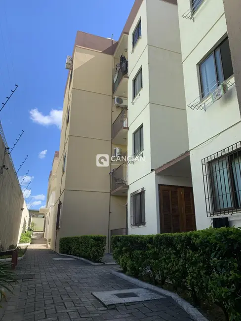 Foto 2 de Apartamento com 3 quartos à venda, 68m2 em Nossa Senhora de Lourdes, Santa Maria - RS