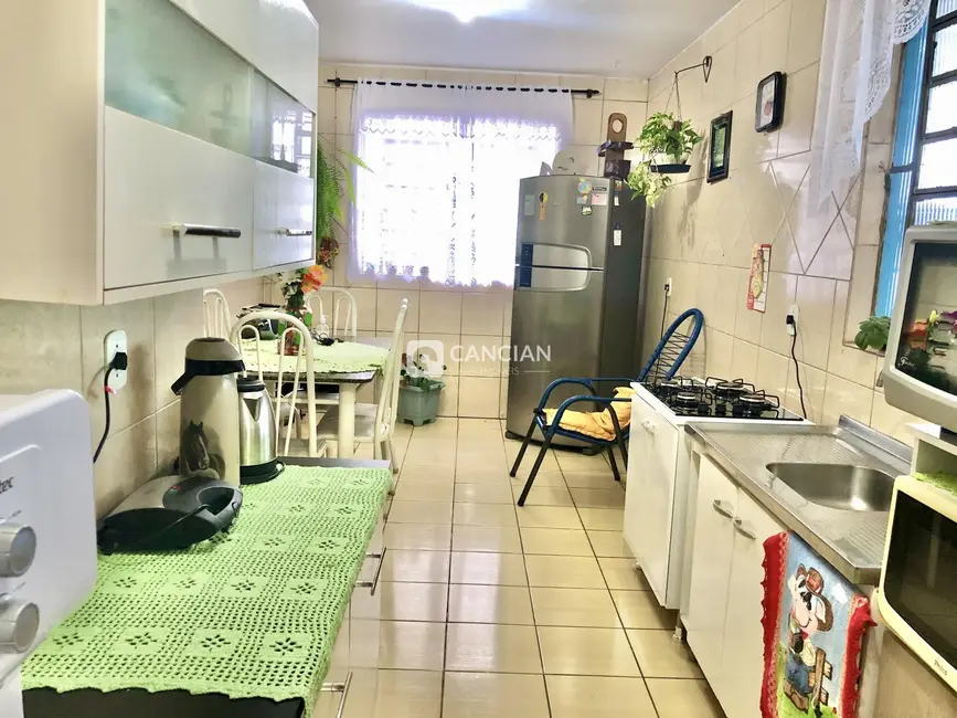 Casa com 5 quartos à venda, 140m2 em Pé de Plátano, Santa Maria - RS - imagem 9 Foto 9 de Casa com 5 quartos à venda, 140m2 em Pé de Plátano, Santa Maria - RS