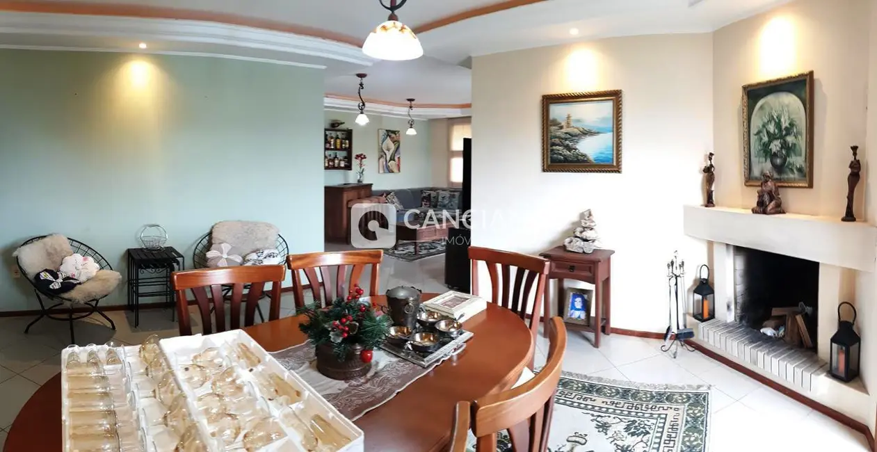 Foto 7 de Apartamento com 3 quartos à venda, 226m2 em Nossa Senhora Medianeira, Santa Maria - RS