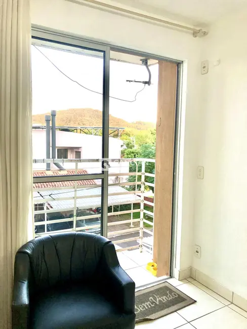 Foto 4 de Apartamento com 2 quartos à venda, 60m2 em Nossa Senhora Medianeira, Santa Maria - RS
