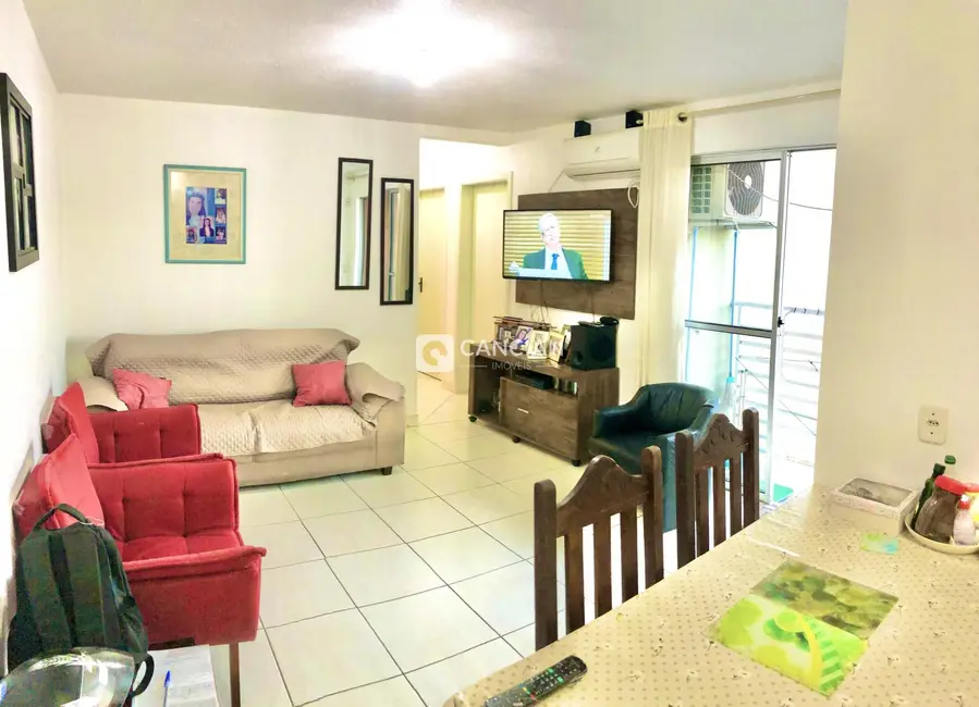 Foto 2 de Apartamento com 2 quartos à venda, 60m2 em Nossa Senhora Medianeira, Santa Maria - RS